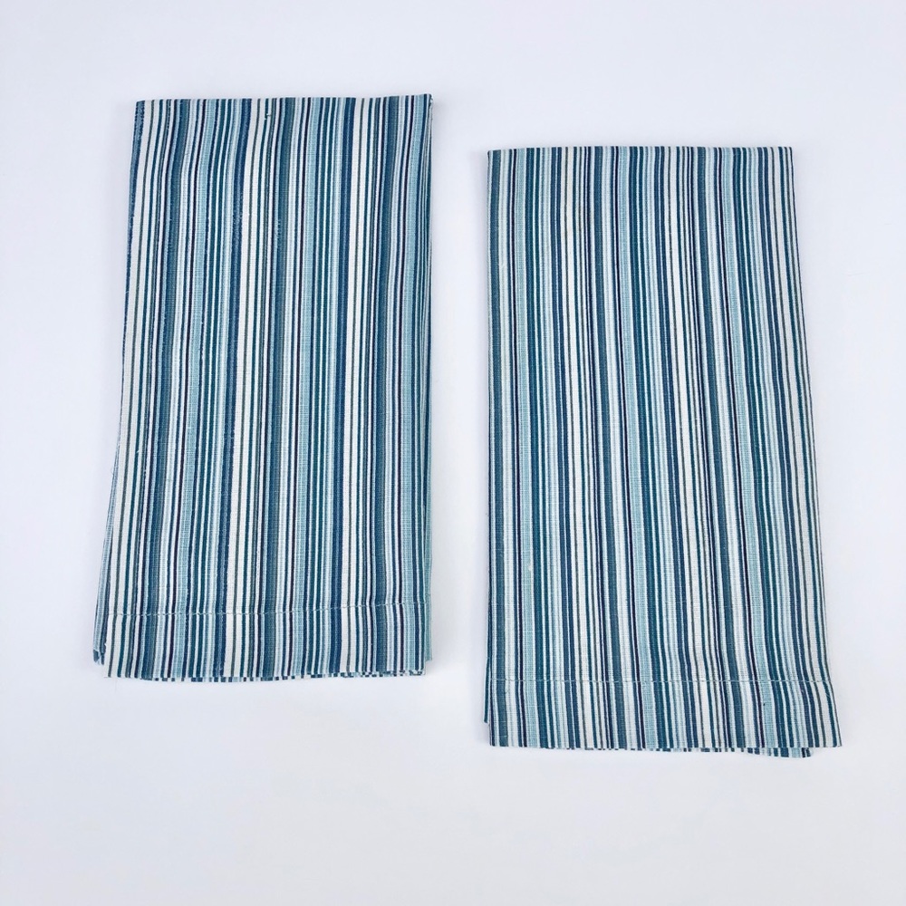 Set of 6 Pottery Barn Napkins